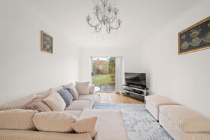 Photo 16- click for photo gallery